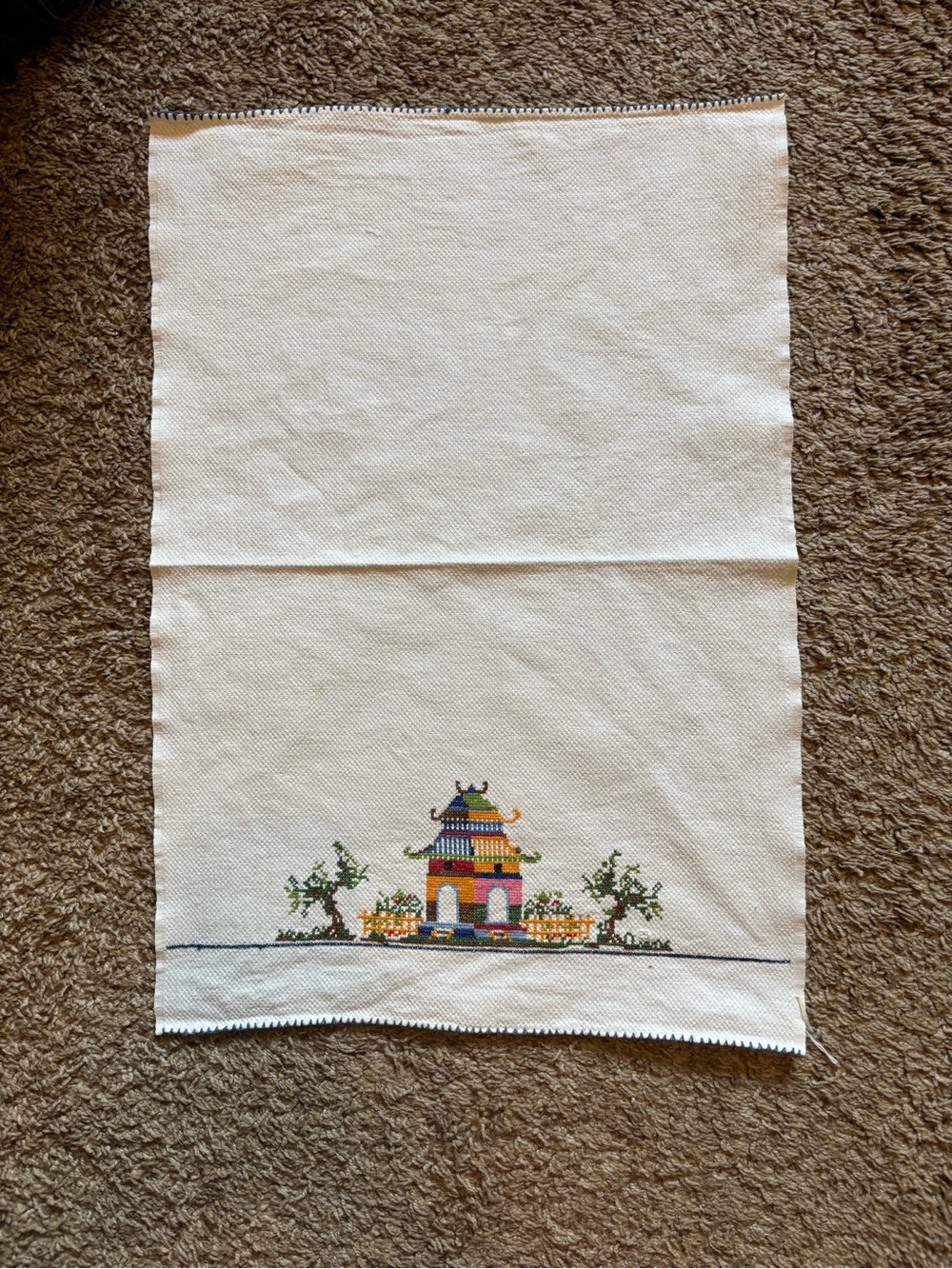 Hand-Embroidered Cream Cotton table runner with Colorful Pagoda Motif
